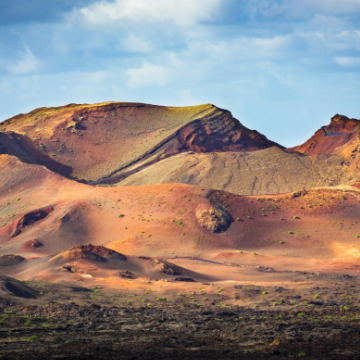 Visit to Timanfaya National Park and La Geria Winery