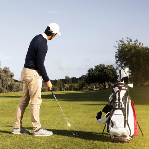 Juega un partido de Golf en el Real Club de Golf de Las Palmas (Bandama)